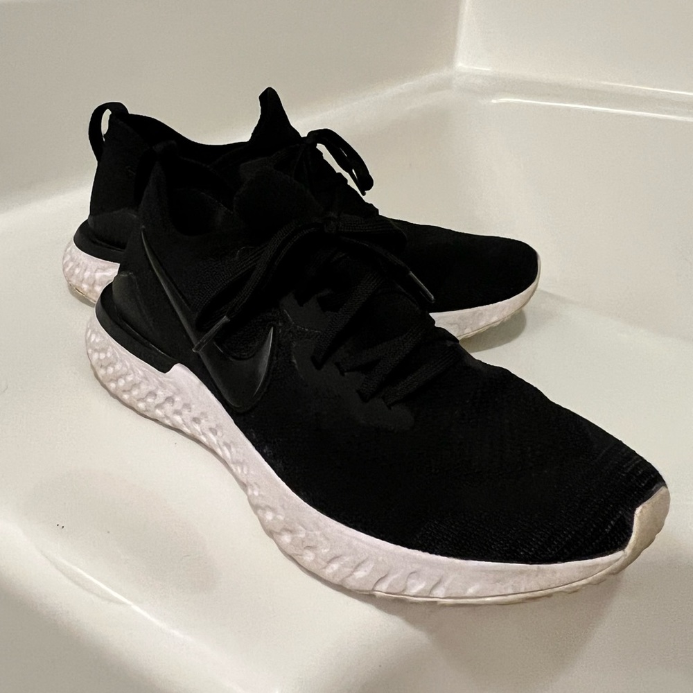 Nike Epic React - image 1